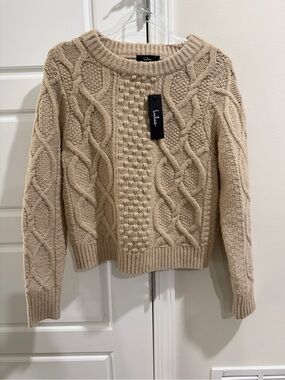 🤎 NWT Lulus Cable Knit Cutout Sweater - Small